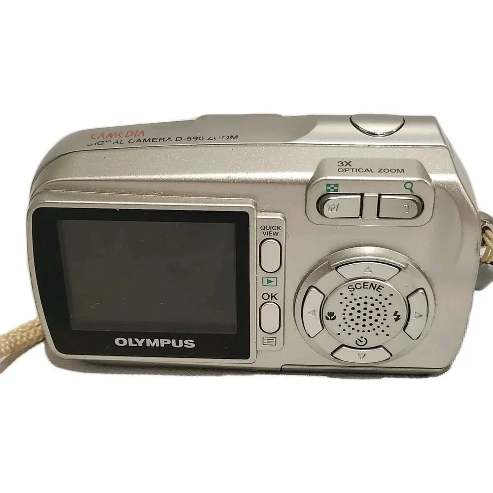 Olympus Camedia C-470 Zoom 4.0MP Digital Camera W/Case, Battery & Charger